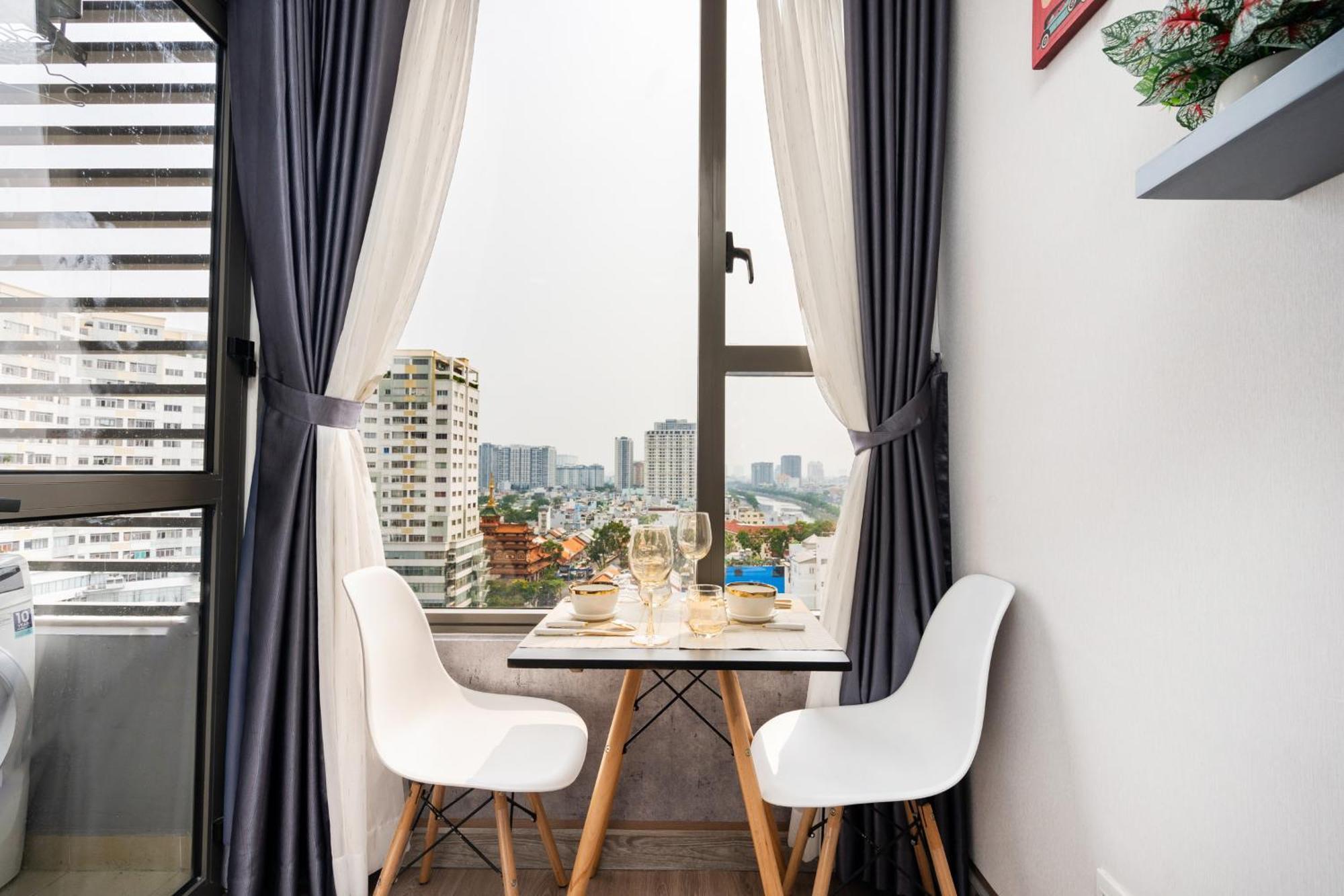 Aloha Saigon - Rivergate Căn hộ *
